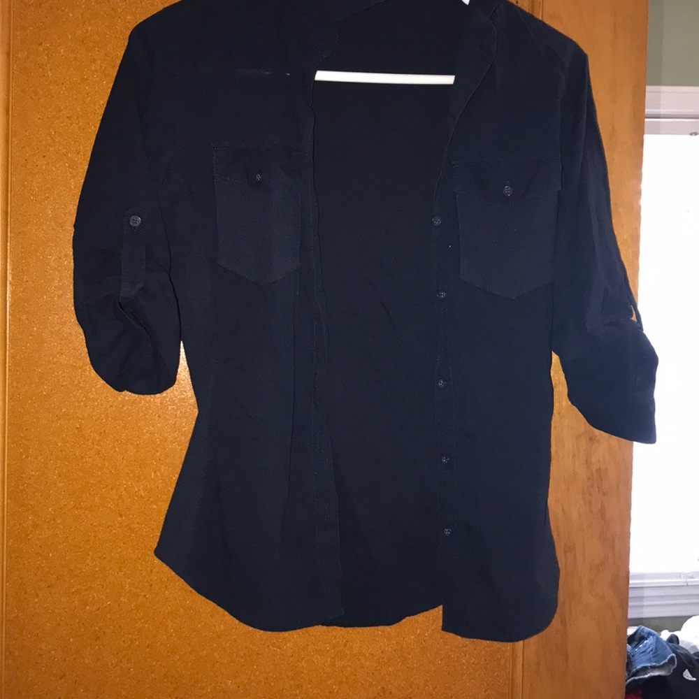 women button up shirt